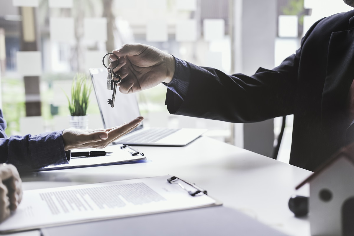 reasons and flow of voluntary sales