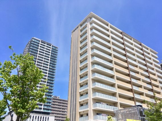 建ち並ぶタワーマンション